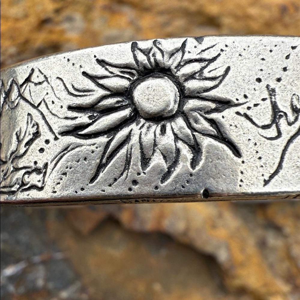 Jes MaHarry “nature walk cuff”. New in box. - Picture 3 of 8